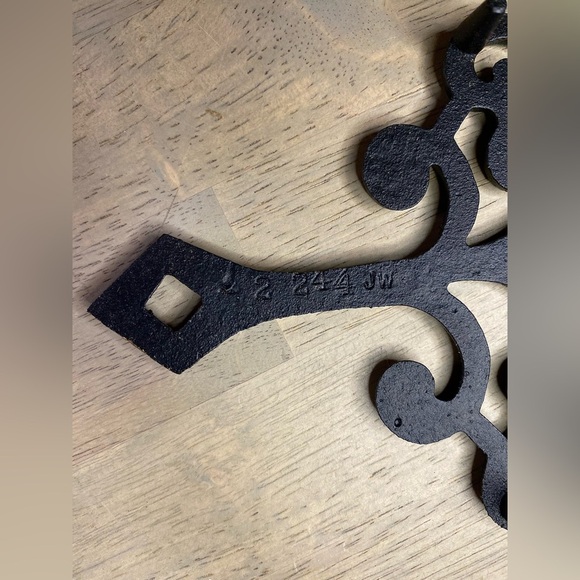 CAST IRON FAMILY TREE TRIVET 1950’s John Wright Painted Leafs Footed Marked MCM - Picture 3 of 7